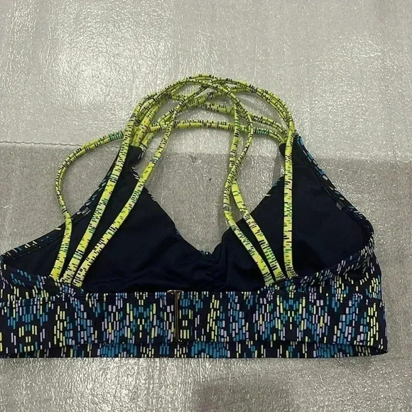 ❤️2/30❤️[L]Soma Bikini  Top- pads included - Picture 2 of 6